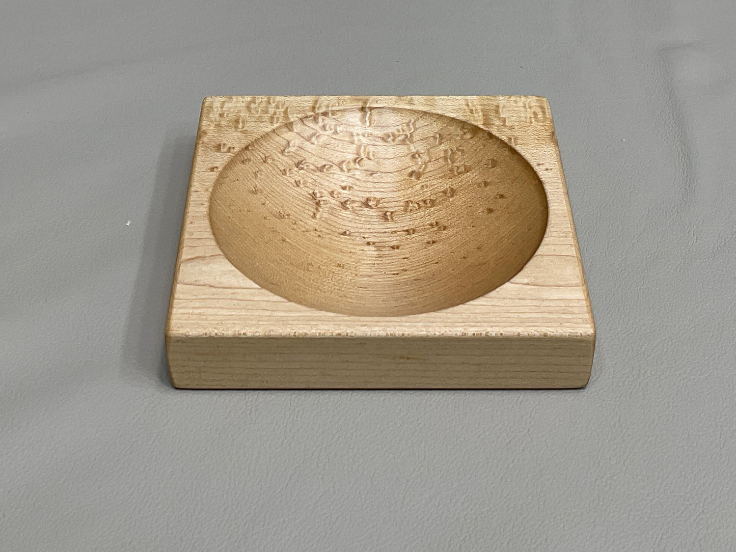 11 X 11 球底盒
