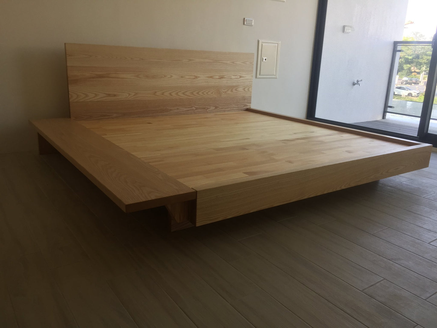B06 側板床架