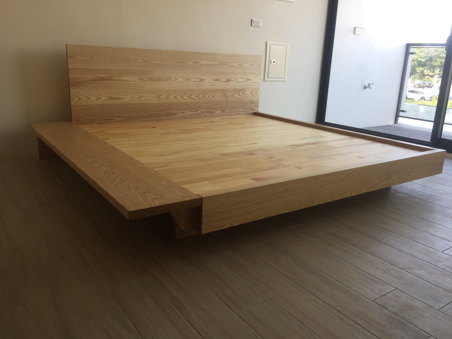 B06 側板床架